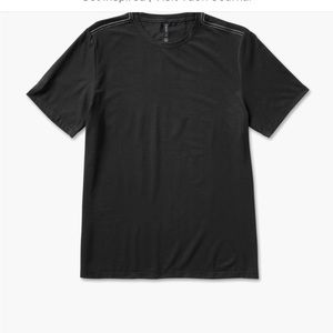 Vuori Current Tech Tee Size L